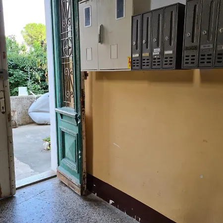 Anthea 2 3* אופטיה